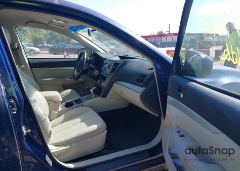 2011 Subaru Outback 2.5I Premium z USA, uszkodzony, nr VIN 4S4BRBCC6B3383200